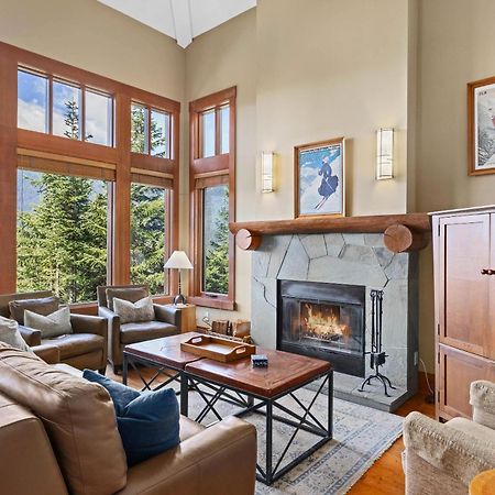 Taluswood The Heights 18 | Mountainside Townhome W/ Ski Access, Hot Tub, Tranquil Views Уистлер Экстерьер фото