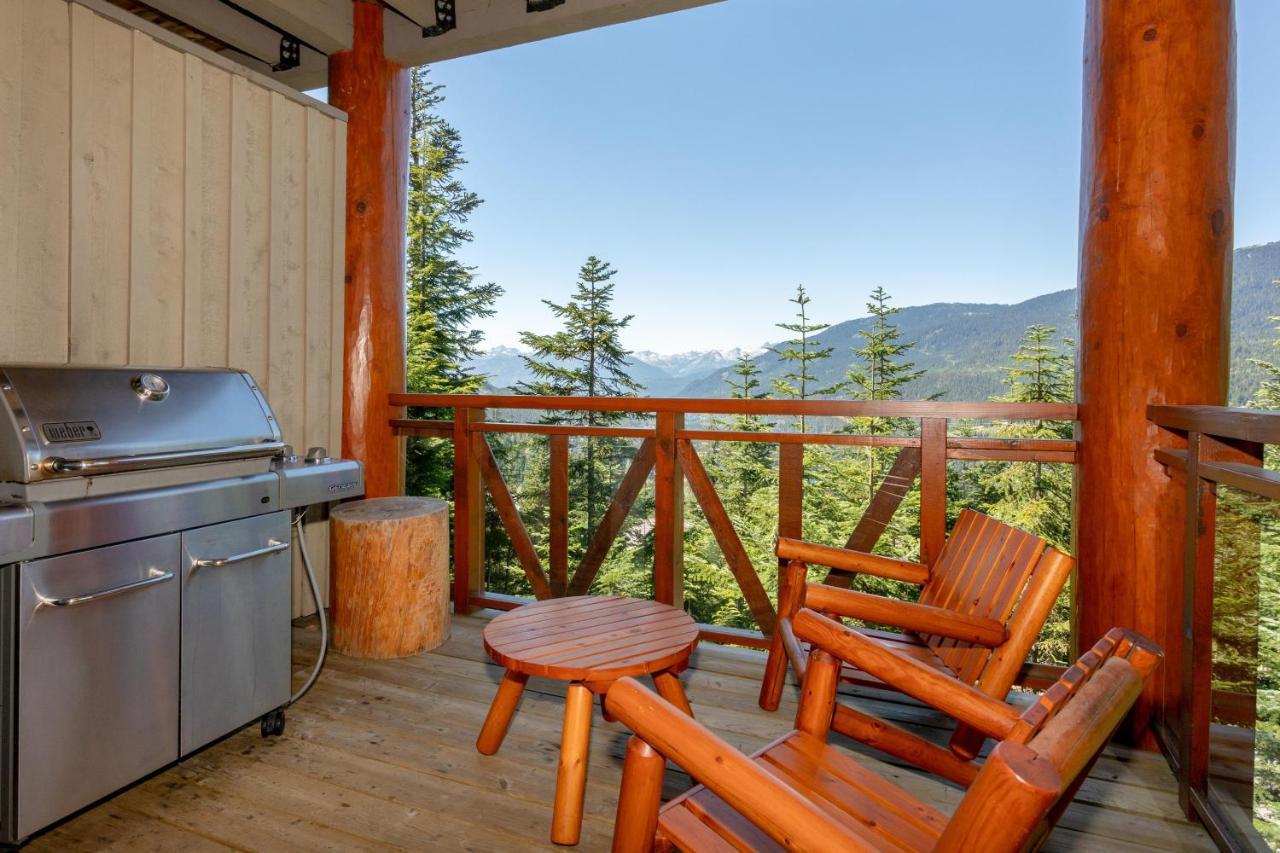 Taluswood The Heights 18 | Mountainside Townhome W/ Ski Access, Hot Tub, Tranquil Views Уистлер Экстерьер фото
