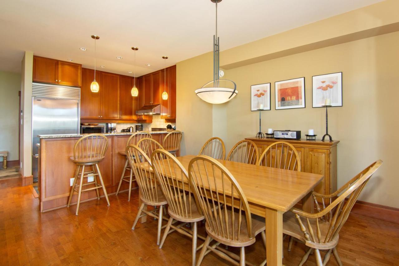 Taluswood The Heights 18 | Mountainside Townhome W/ Ski Access, Hot Tub, Tranquil Views Уистлер Экстерьер фото