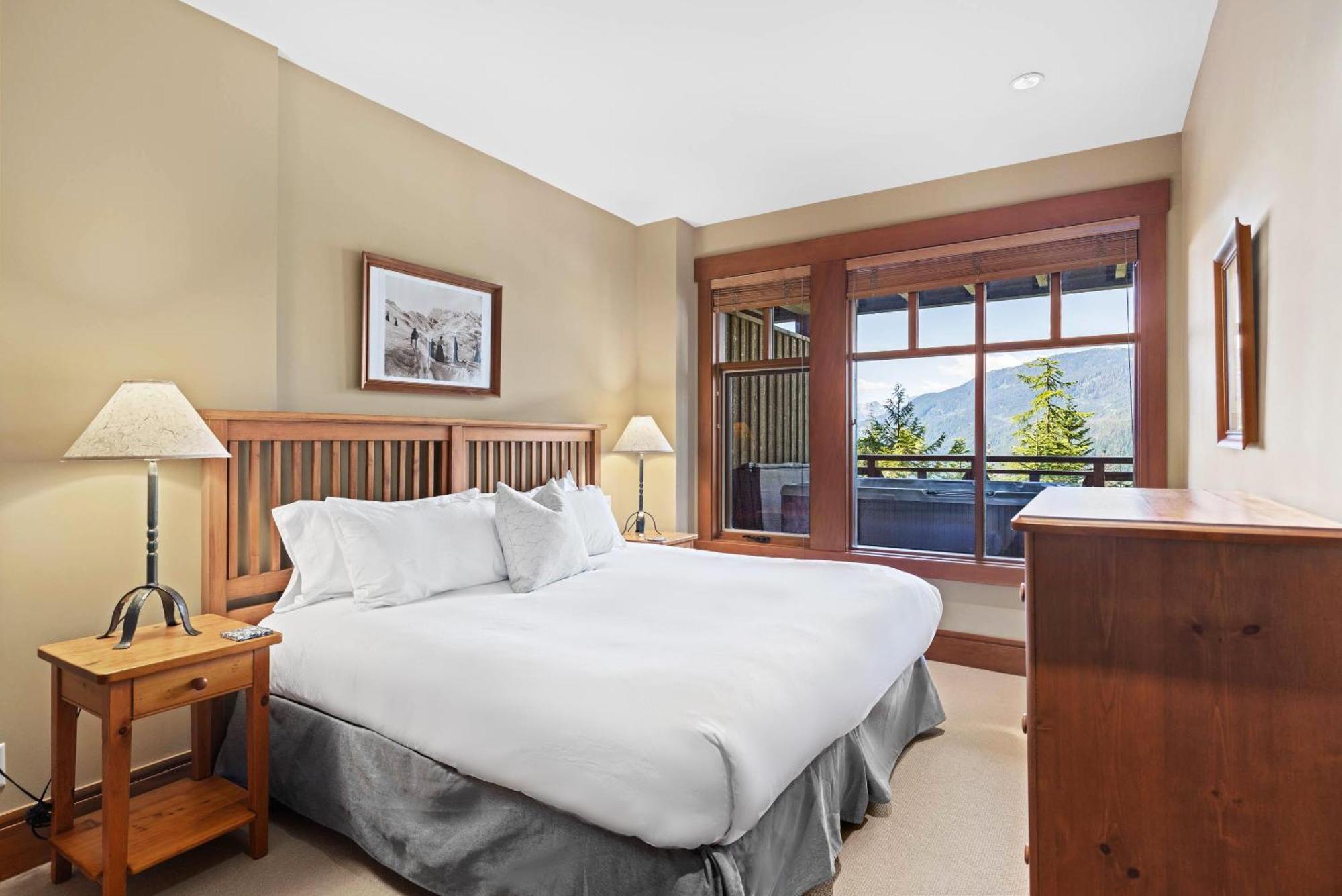 Taluswood The Heights 18 | Mountainside Townhome W/ Ski Access, Hot Tub, Tranquil Views Уистлер Экстерьер фото