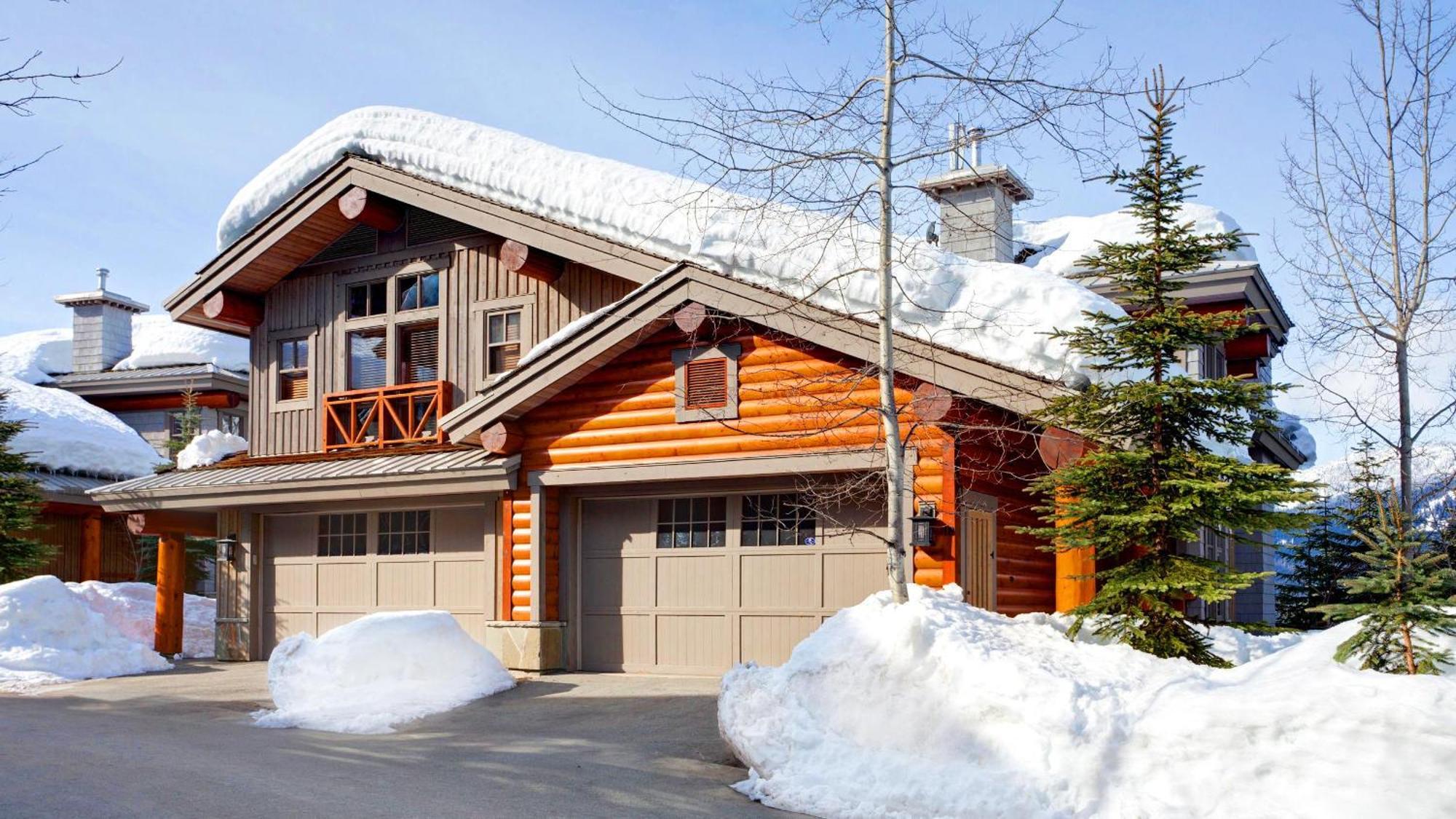 Taluswood The Heights 18 | Mountainside Townhome W/ Ski Access, Hot Tub, Tranquil Views Уистлер Экстерьер фото